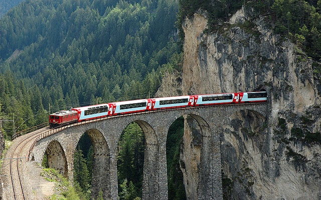 Du lịch Thụy Sĩ, chiêm ngưỡng 5 cảnh tượng đẹp khiến bao người say mê